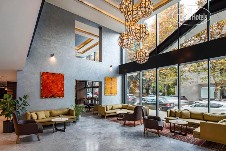Hotelier's photos Ramada Encore Tbilisi 4*