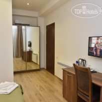 King Tom Hotel 