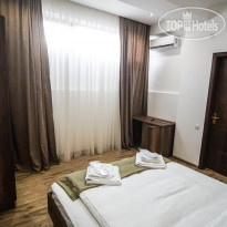 King Tom Hotel