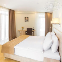Bridge Boutique Hotel