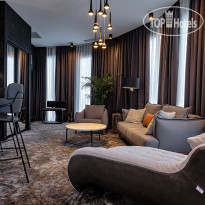 Adamo Hotel 