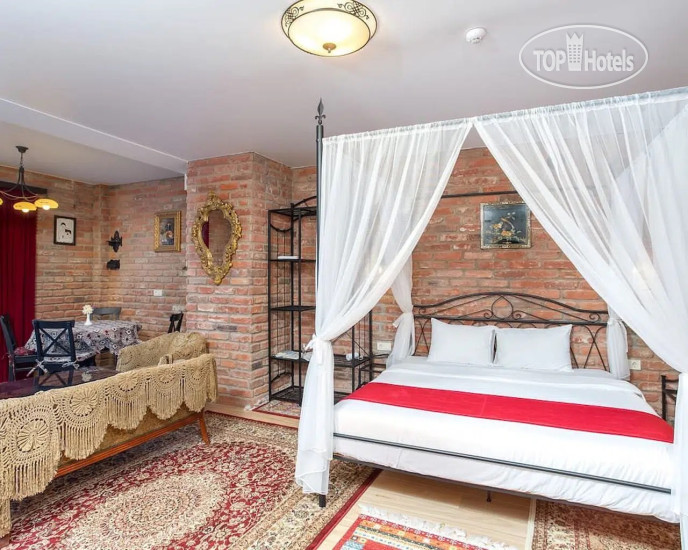 Hotelier's photos Brooch Hotel 4*