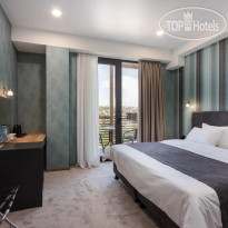 Brooch Hotel 