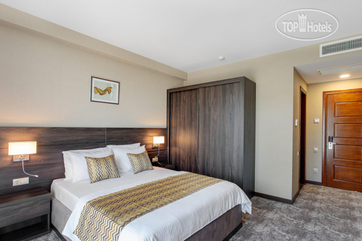 Hotelier's photos Vinum Hotel Tbilisi 4*