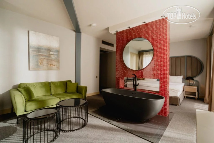 Strofi Hotel