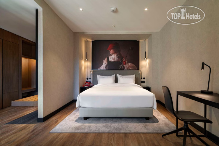 Hotelier's photos Radisson RED Tbilisi 4*