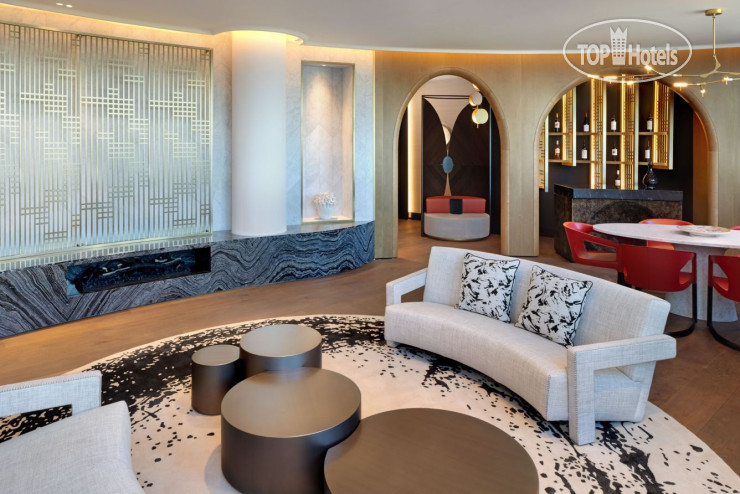 Hotel photo Paragraph Freedom Square, A Luxury Collection Hotel 5*