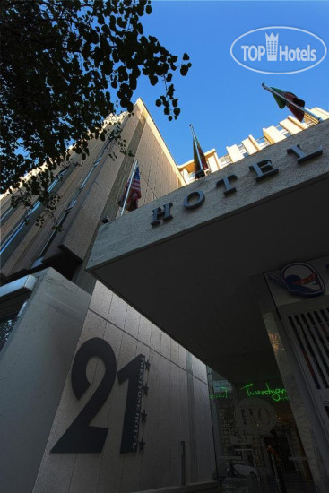 Hotel photo Twentyone By Vintage Hotel Collections 4*