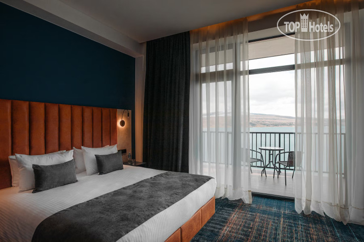Hotelier's photos Gino Seaside Tbilisi, Trademark Collection by Wyndham 5*