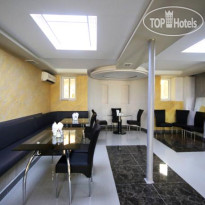 Discovery Hotel