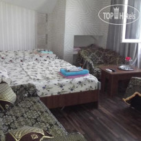 Lavro Hotel 
