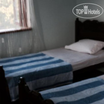 Mari Guest House