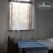 Mari Guest House