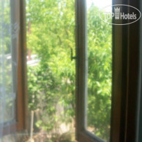 Mari Guest House