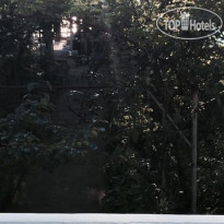 Mari Guest House