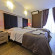 19 Hotel 