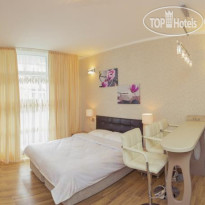 Batumi Orient Lux 