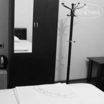Peria Hotel