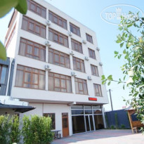 725 Hotel
