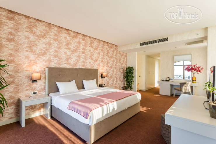 Hotel photo Grand Gloria 5*