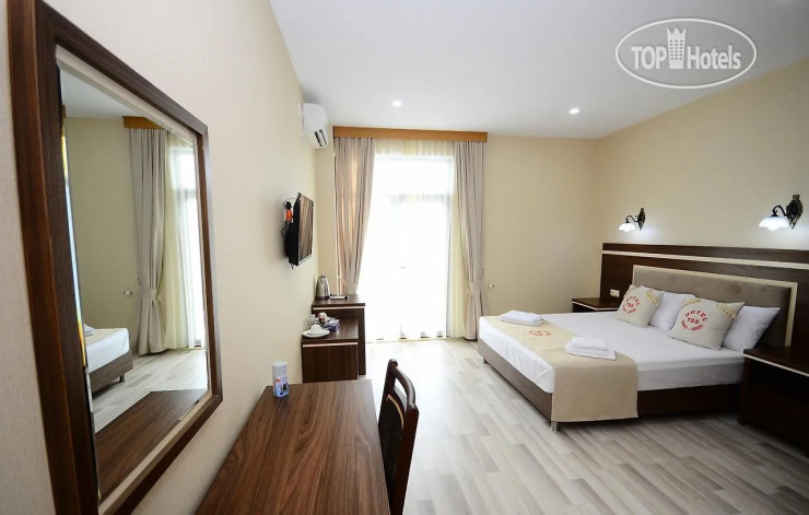 Hotel photo 725 B Hotel 3*