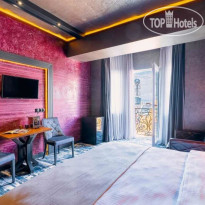 Tapis Rouge VIP Boutique Hotel 