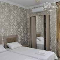 Vaxx Hotel