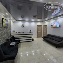 Vaxx Hotel