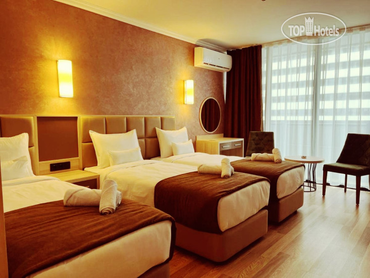 New photos from tourists Kanzler Hotel