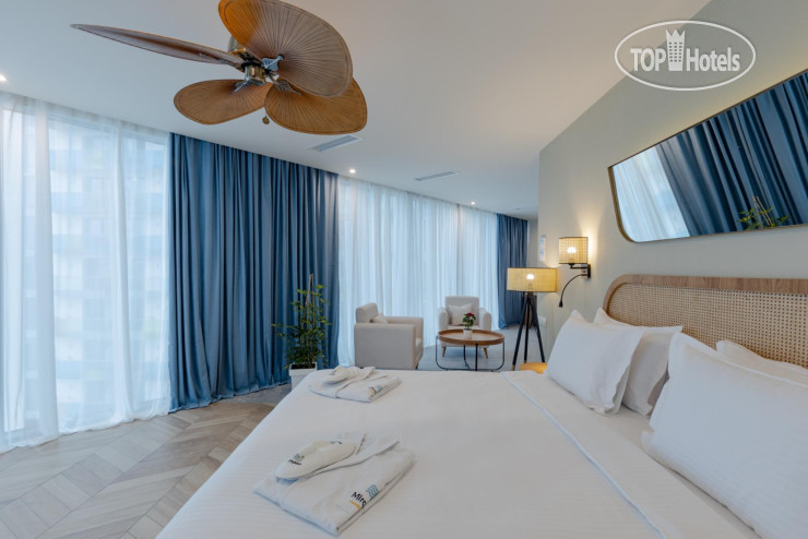 Hotel photo MiraMar Luxury Residences 5*