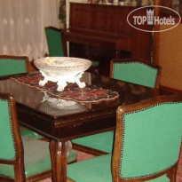 Lira Guest House 