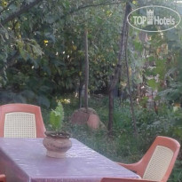 Lilia Guest House
