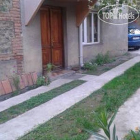 Lilia Guest House