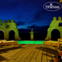 Chateau Mere Hotel 