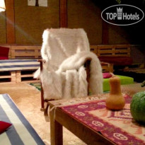 White Shino Hostel