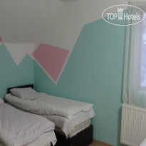 Jon Joli Guest House