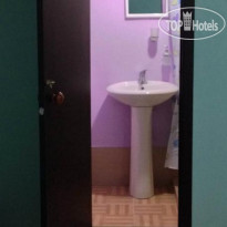 Jon Joli Guest House