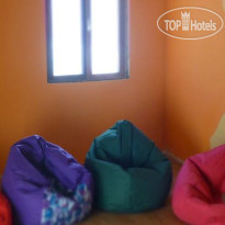 Jon Joli Guest House