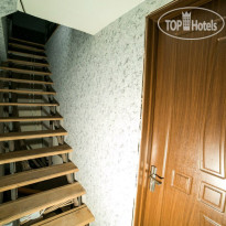 Riders House Лестница на верхний этаж