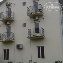 Ureki Guest House