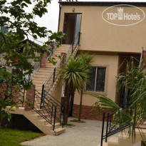 Homey Hotel 