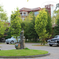Chateau Kvirike Hotel