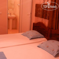 Roman Guesthouse Номера