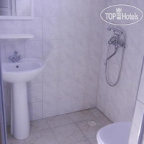 Roman Guesthouse Номера