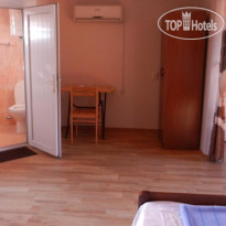 Roman Guesthouse Номера