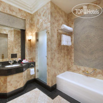 Qasr Al Sharq A Waldorf Astoria Hotel