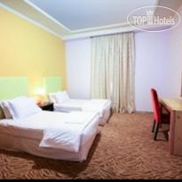 Rose Garden Hotel Suites