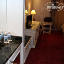 Al Bustan Hotel