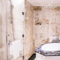 Al Bustan Hotel