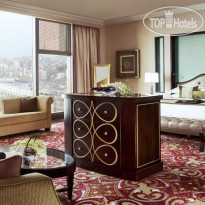 Makkah Clock Royal Tower a Fairmont Hotel